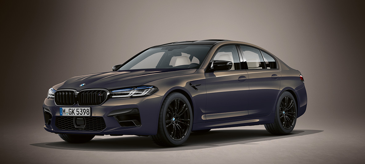 BMW Individual, BMW M5 Limousine, F90, 2020, Alvite szürke metál BMW Individual, BMW M5 Limousine, F90 LCI, Facelift 2020, Alvite szürke metál, rézsútos elölnézet