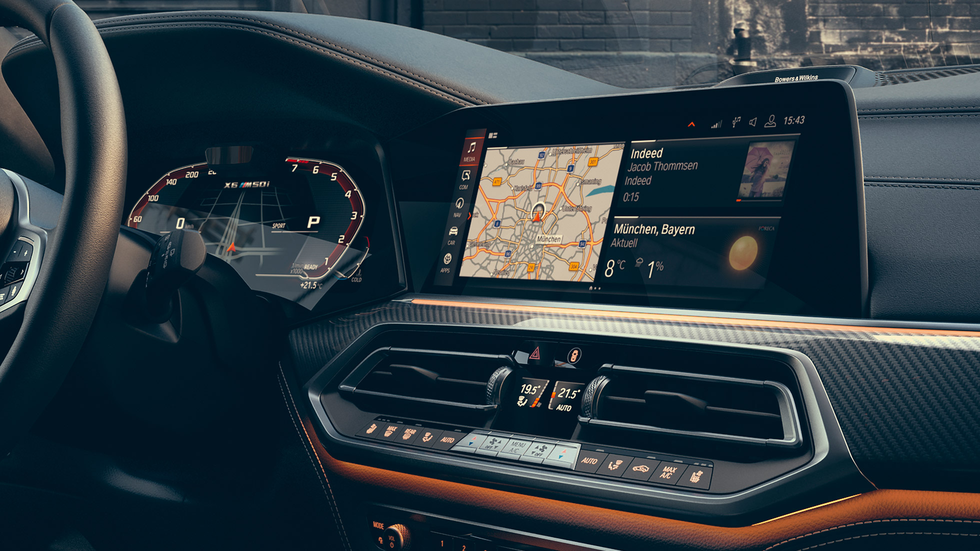 BMW X6 M50i, műszerfal A BMW X6 M50i vezetőorientált műszerfala.