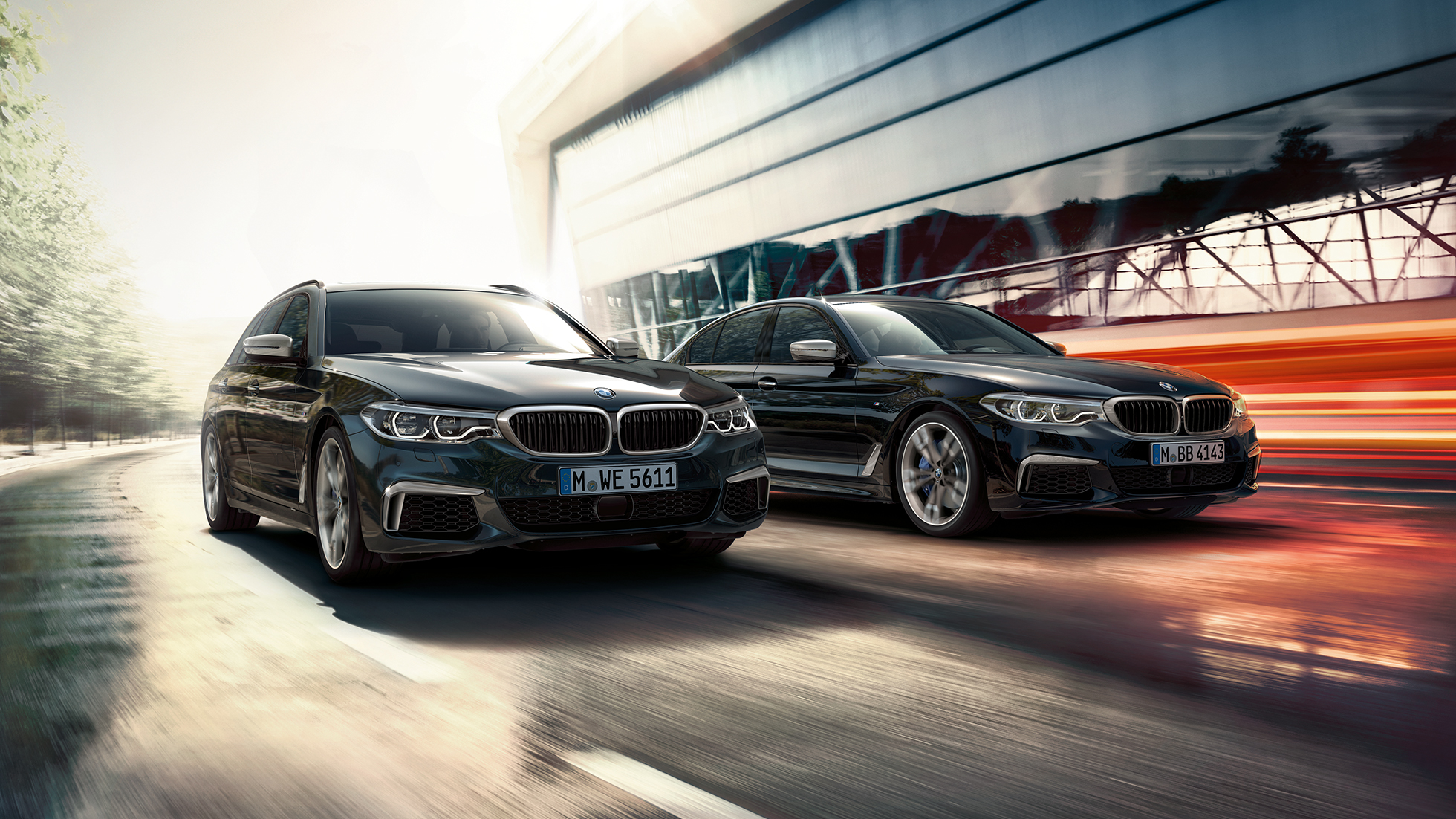 Dinamizmus, BMW M550d xDrive Touring Dinamizmus, BMW M550d xDrive Touring, G31, Azurit fekete metál, rézsútos elölnézet, BMW M550d xDrive Touring, főbb jellemzők