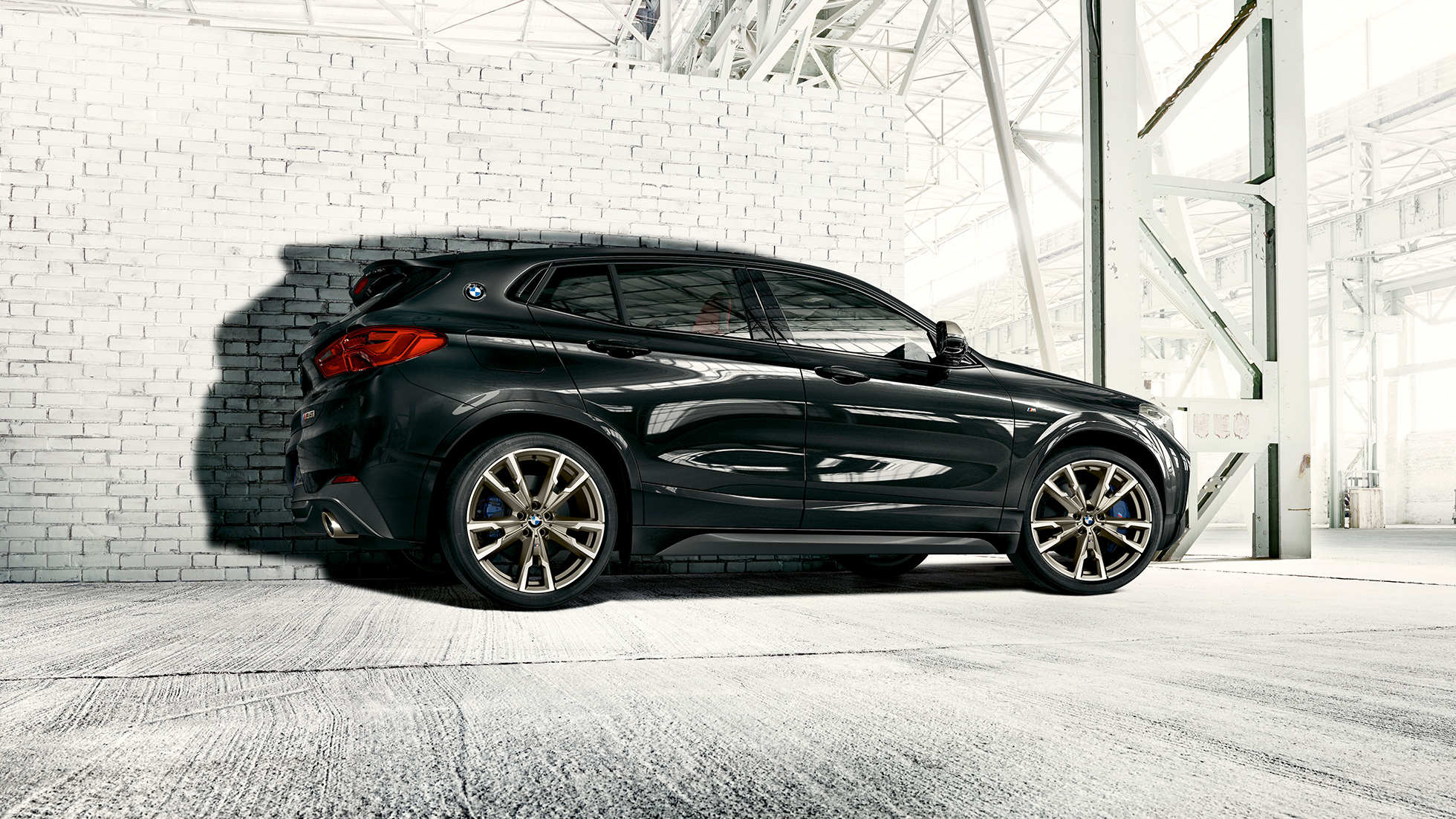 Könnyűfém keréktárcsák, BMW X2 M35i M könnyűfém keréktárcsák, BMW X2 M35i, Zafírfekete metál, F39, oldalnézet