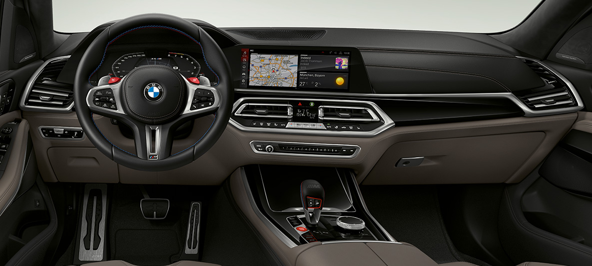M bőrkormány, BMW X5 M, F95 M bőrkormány kontrasztvarrással, BMW X5 M, F95, 2020, SUV, műszerfal