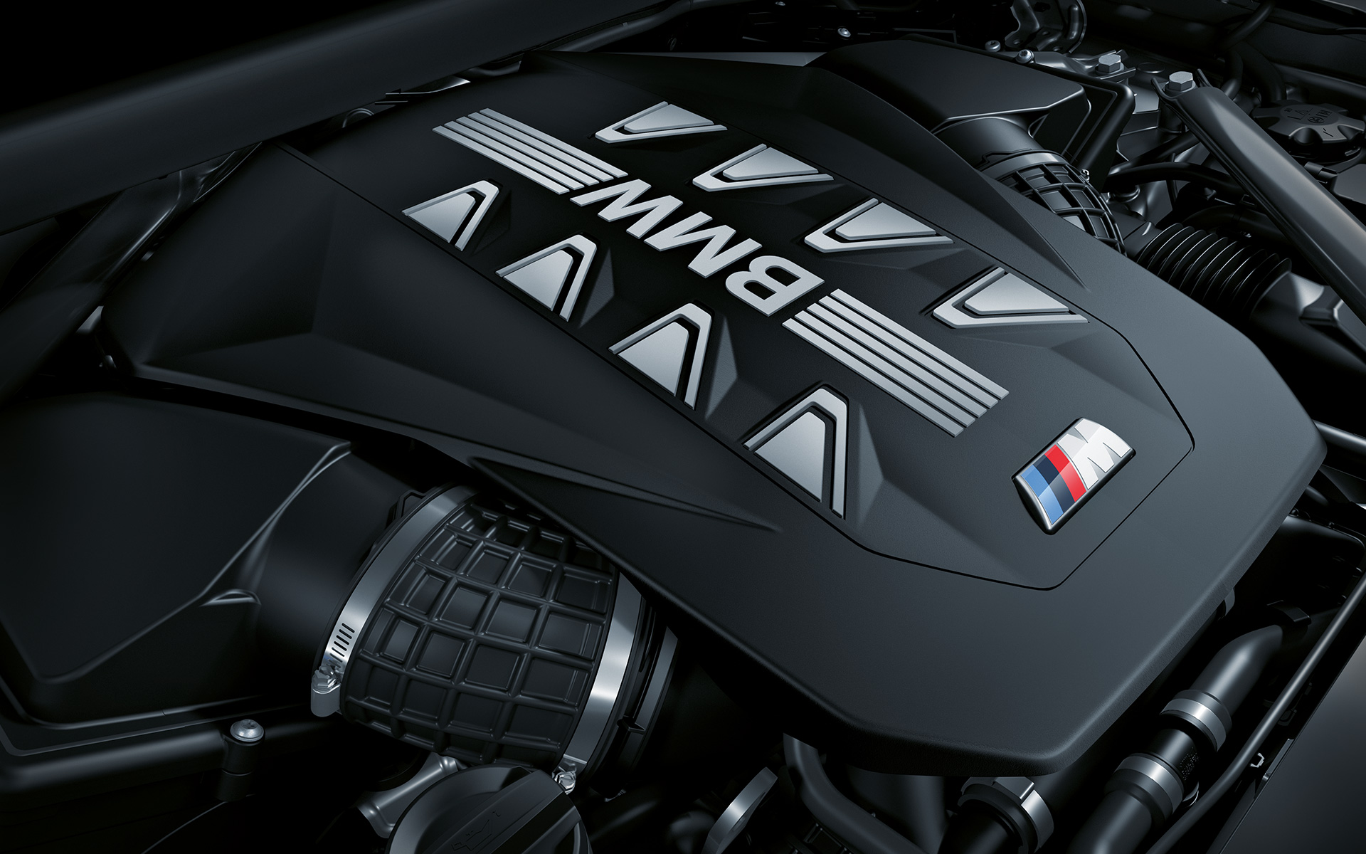 BMW X5 M60i, G05 MP, motor BMW X5 M60i xDrive, G05 MP, motor, közelről