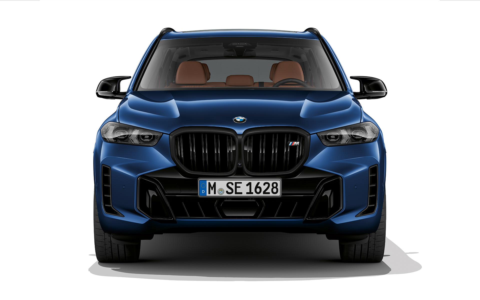 BMW X5 M60i xDrive, G05 MP, orr-rész BMW X5 M60i xDrive, G05 MP, orr-rész, közelről