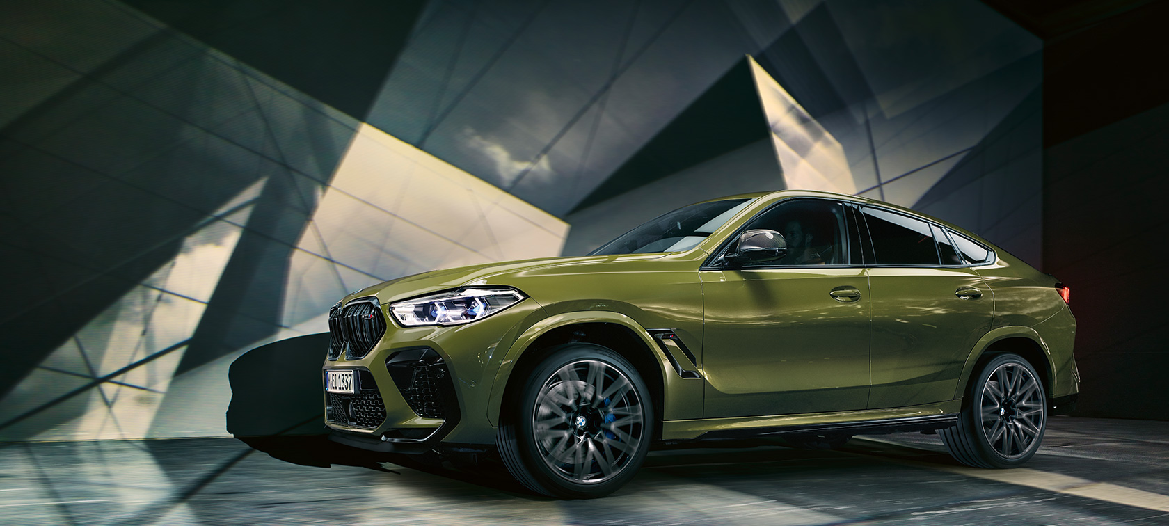 Az új BMW X6 M modellek Az új BMW X6 M modellek, BMW Individual Urban zöld speciális fényezés, F96, 2020