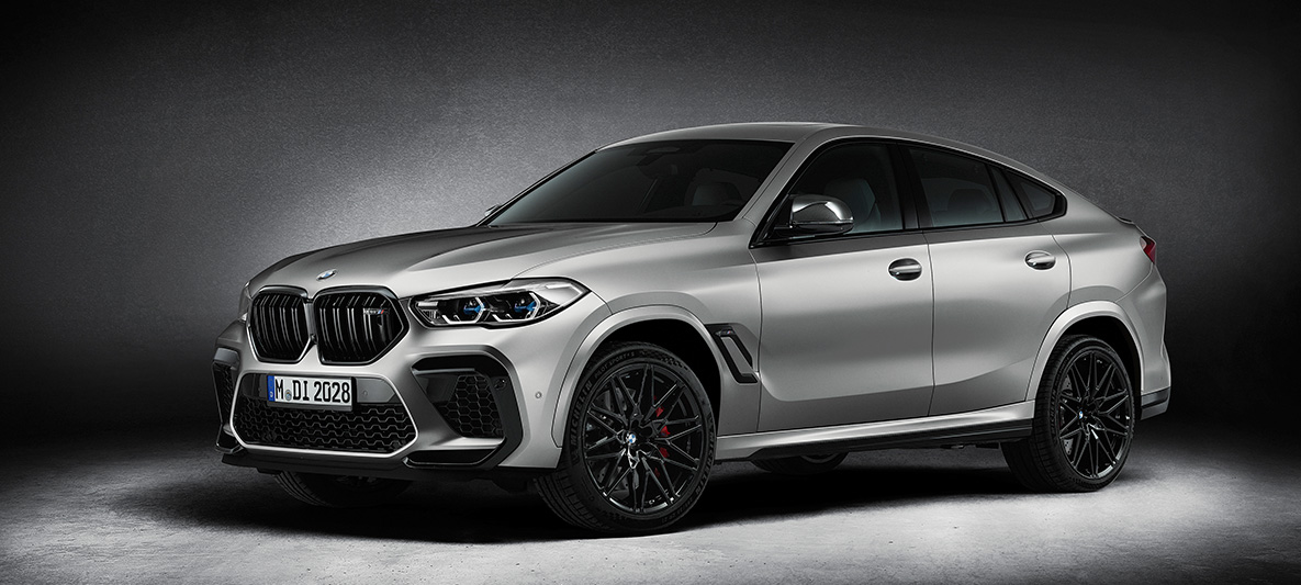BMW X6 M First Edition, F96, 2020, BMW Individual Frozen sötét ezüst matt metálfényezés, rézsútos elölnézet BMW X6 M First Edition, F96, 2020, BMW Individual Frozen sötét ezüst matt metálfényezés, rézsútos elölnézet