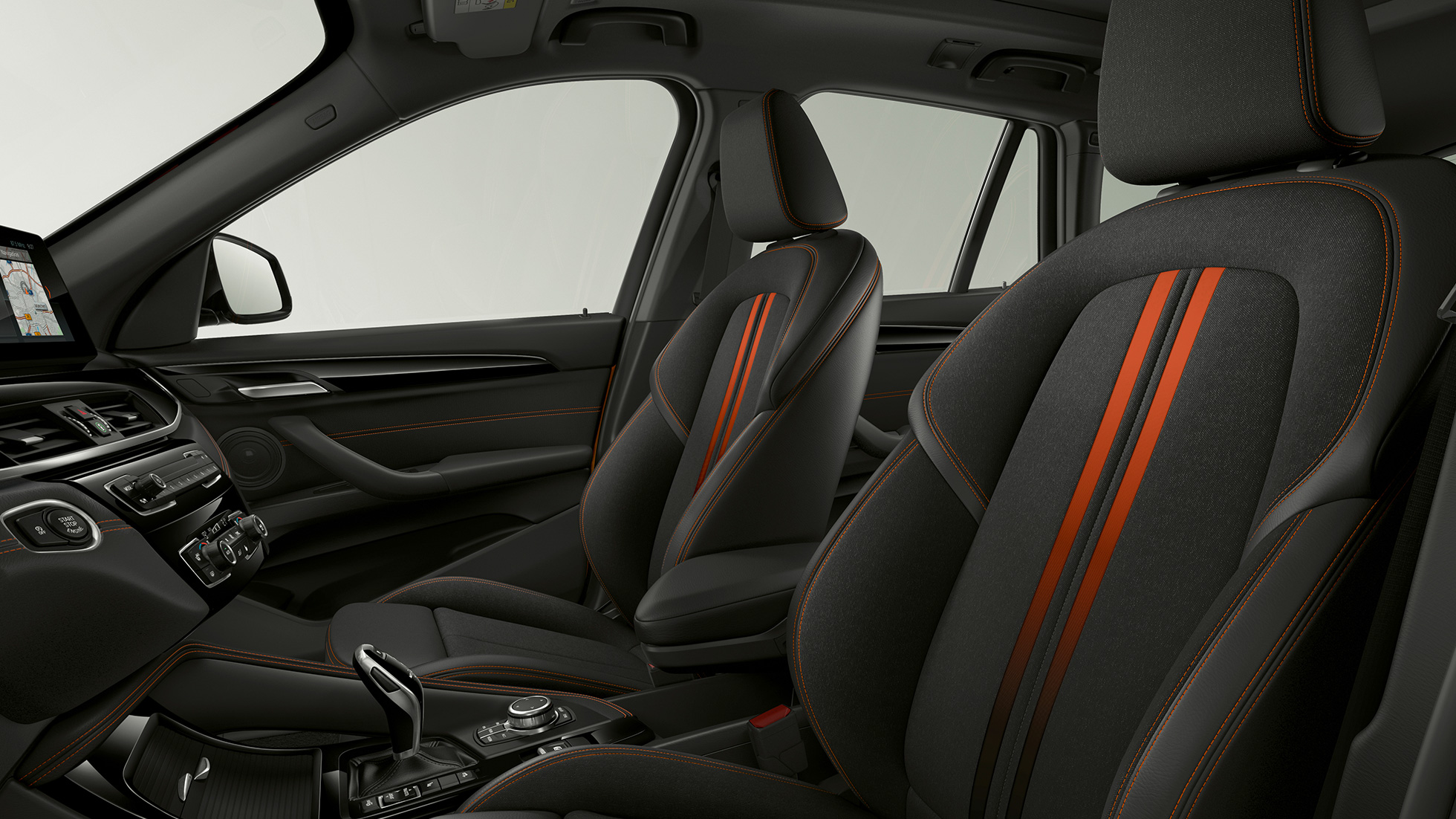 BMW X1, Sport Line modell, kárpit. BMW X1, Sport Line modell, belső tér, fókuszban a kárpit.