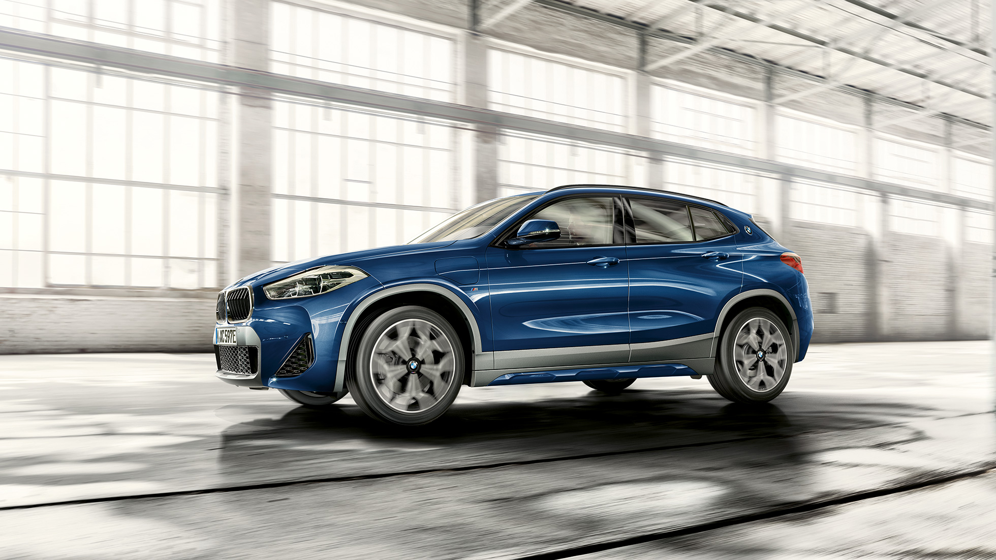 BMW X2 xDrive25e plug-in hibrid, 2020, F39, rézsútos oldalnézet Rézsútos oldalnézet, BMW X2 xDrive25e plug-in hibrid, F39