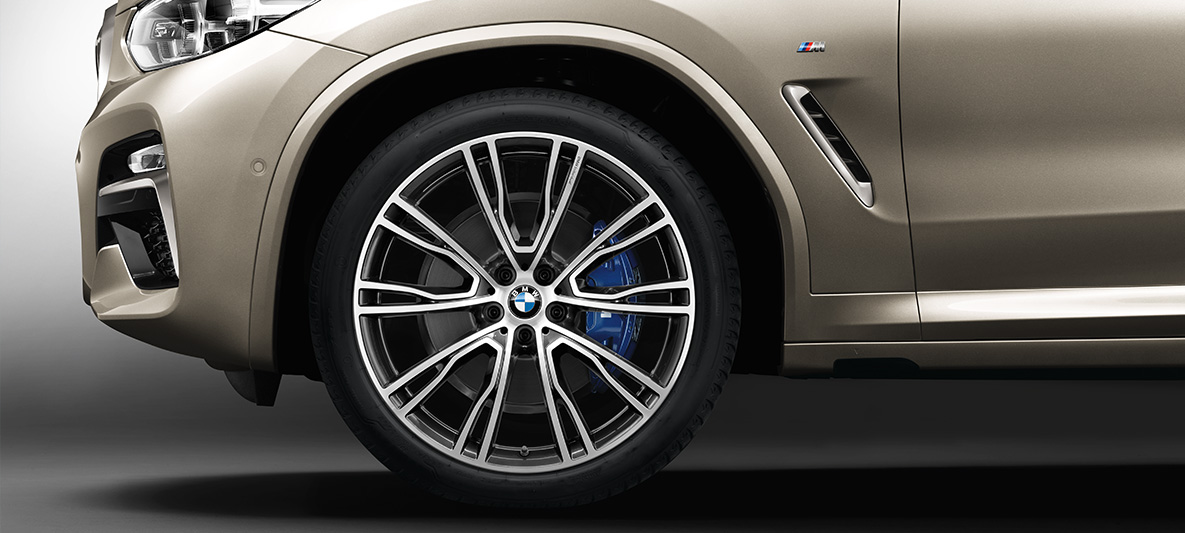 BMW X3, 21” BMW Individual könnyűfém keréktárcsák, V-küllős 726 I BMW X3, 21” BMW Individual könnyűfém keréktárcsák, V-küllős 726 I