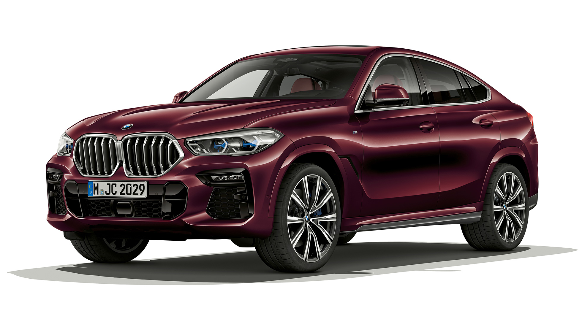 BMW Individual felszereltségű BMW X6, külső. Egy BMW Individual felszereltségű BMW X6 rézsútos elölnézetből.
