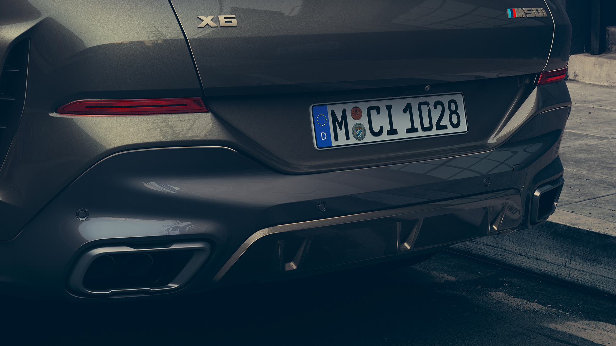 A BMW X6 M Sport kipufogórendszere. A BMW X6 M Sport kipufogórendszere.