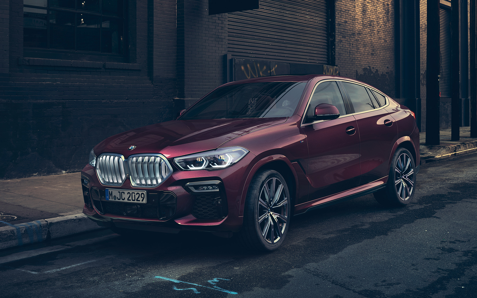 Rézsútos elölnézet, BMW X6 Individual, G06, 2019 BMW X6 Individual, G06, 2019, Ametrin metál, rézsútos elölnézet