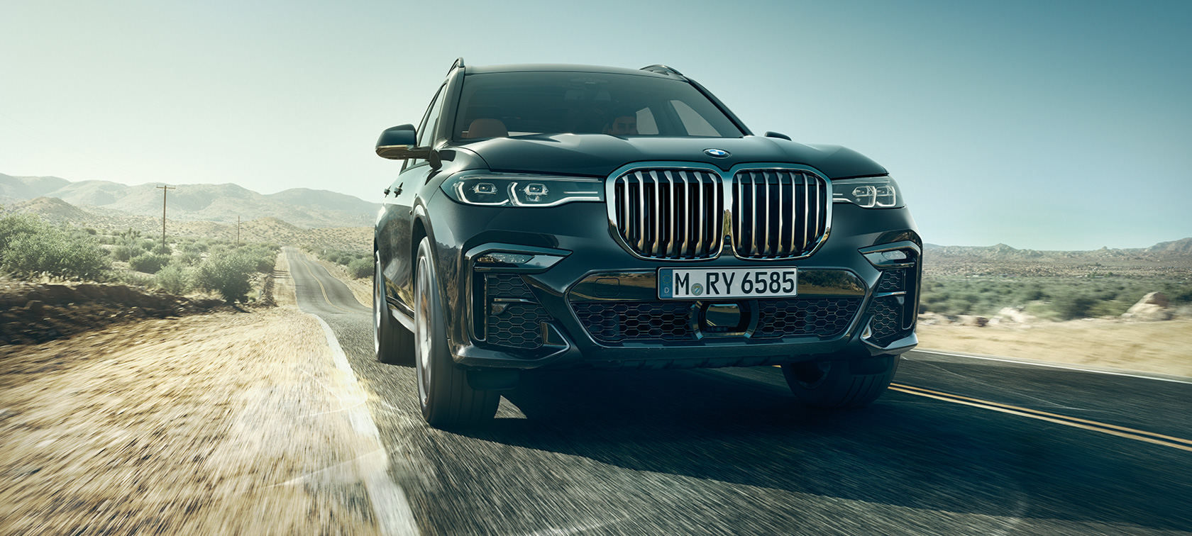 BMW X7, elölnézet A BMW X7 elölnézetből