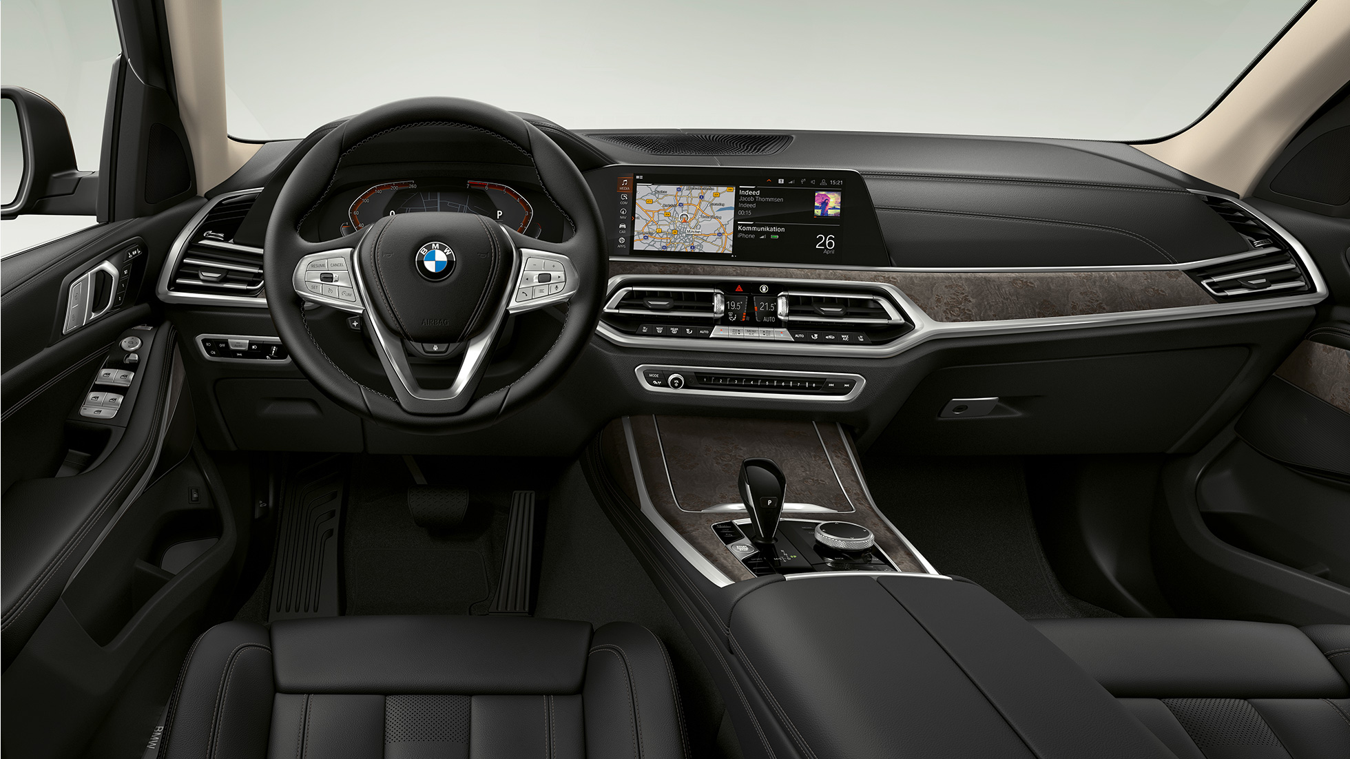 BMW X7, vezetőhely Egy BMW X7 vezetőhelye szemből, közelről