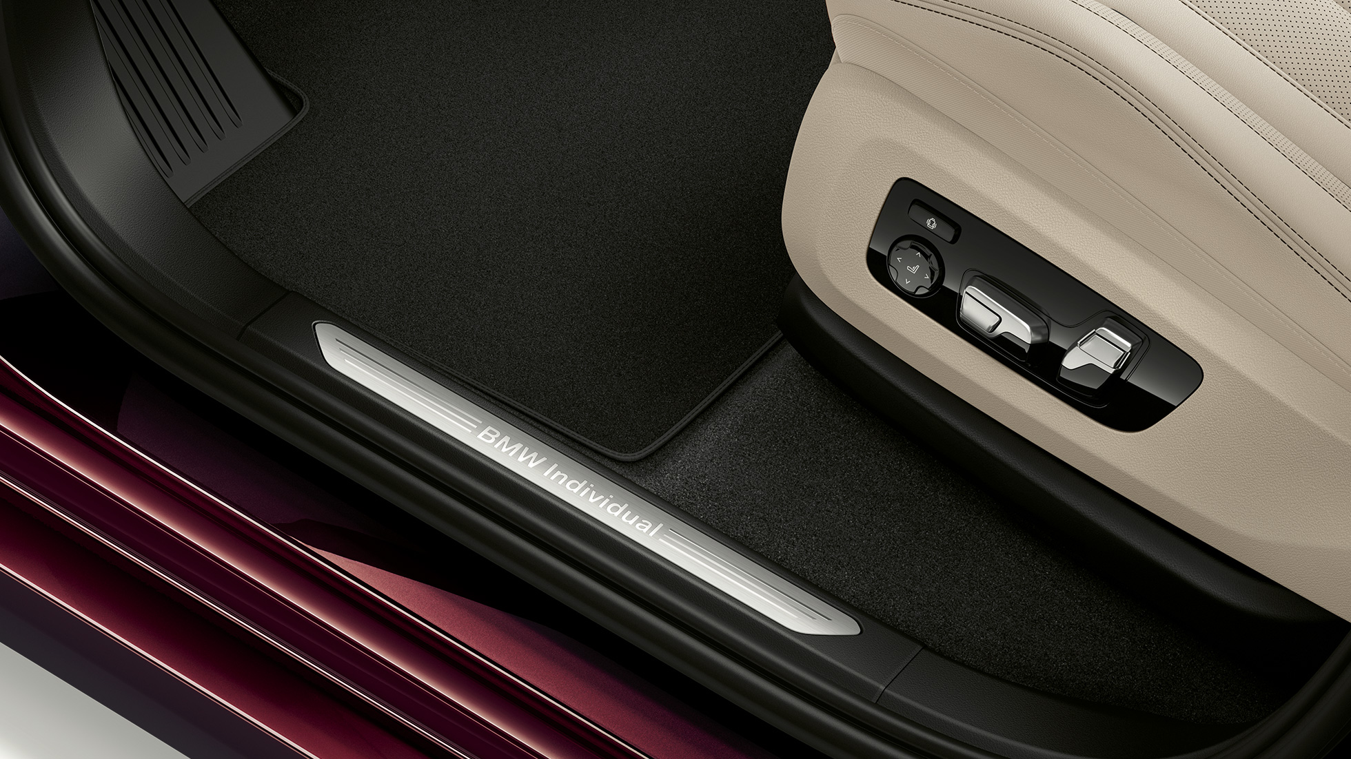 BMW X7, M Sport csomag, kárpitdizájn Egy M Sport csomaggal ellátott BMW X7 kárpitdizájnja közelről
