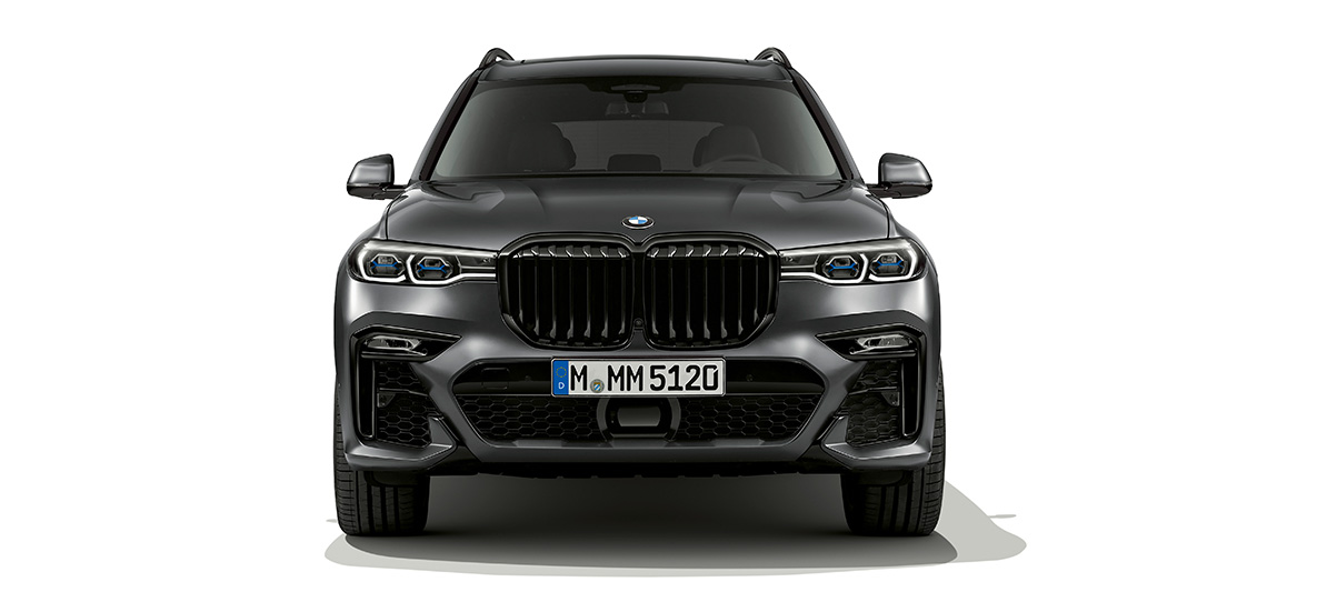 BMW Dark Shadow Edition, elölnézet BMW X7, G07, Dark Shadow Edition, rézsútos elölnézet