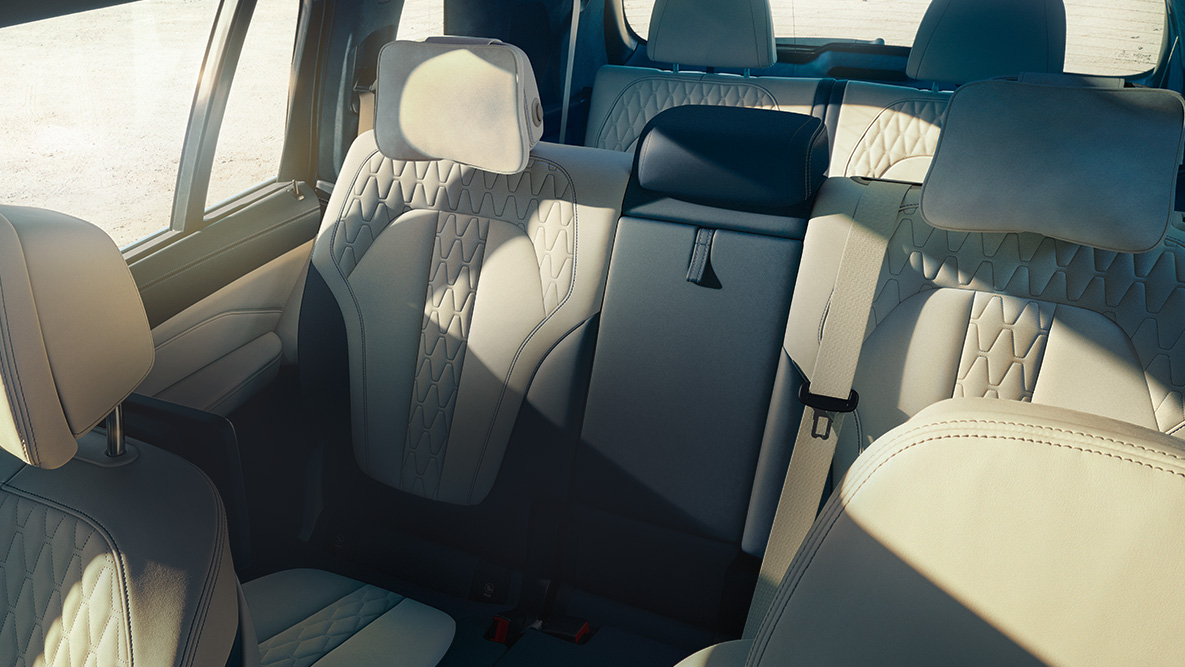 BMW X7, ülések A BMW X7 hét ülésének rézsútos felülnézete
