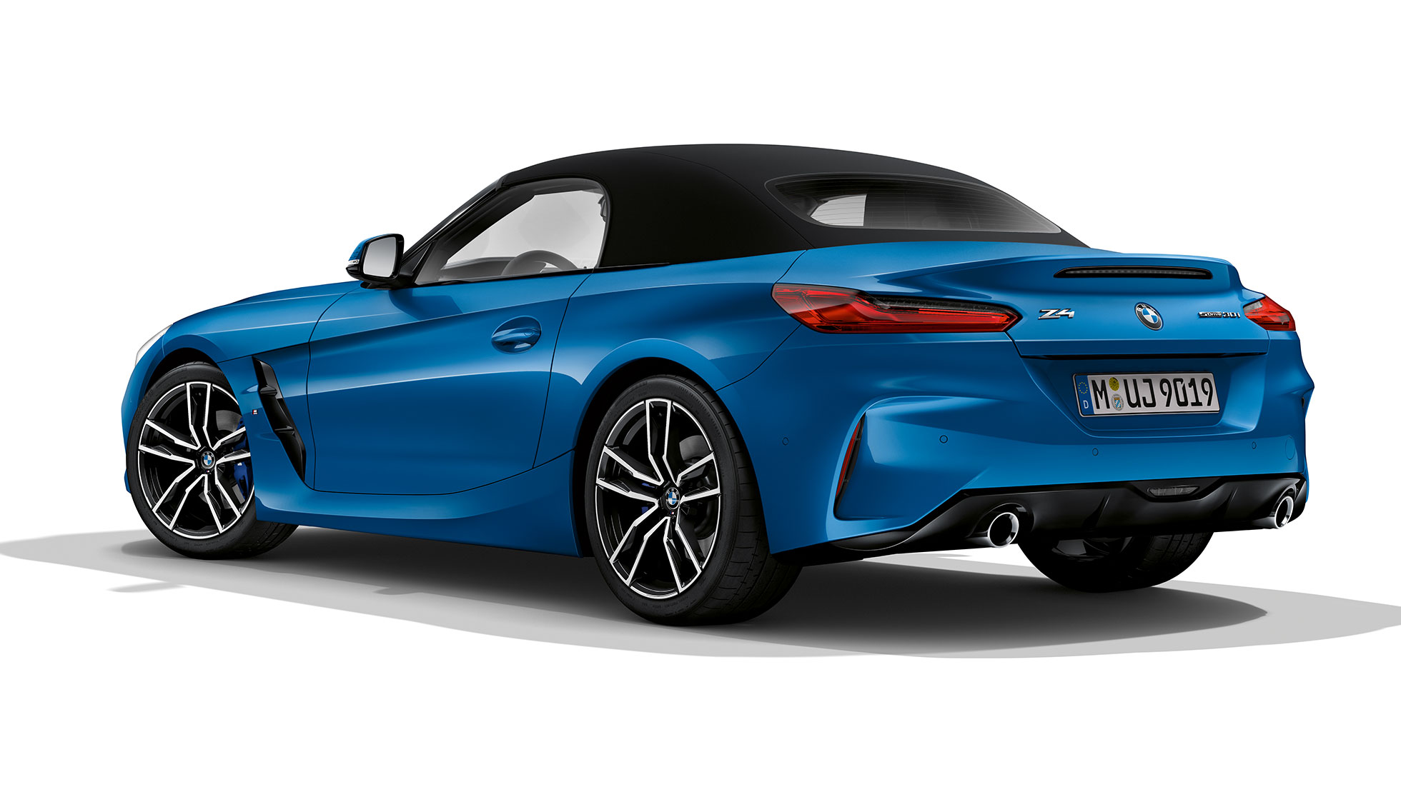 A BMW Z4 Roadster M Sport modellváltozata háromnegyedes hátulnézetből A BMW Z4 Roadster M Sport modellváltozata