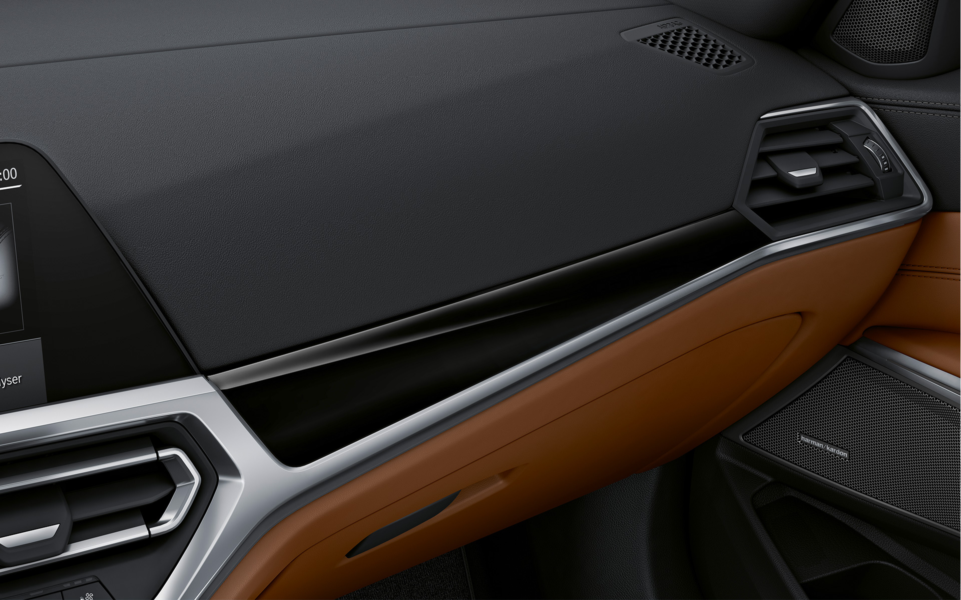 BMW Individual Zongoralakk belső díszítőelemek, közelről BMW Individual Zongoralakk belső díszítőelemek, közelről
