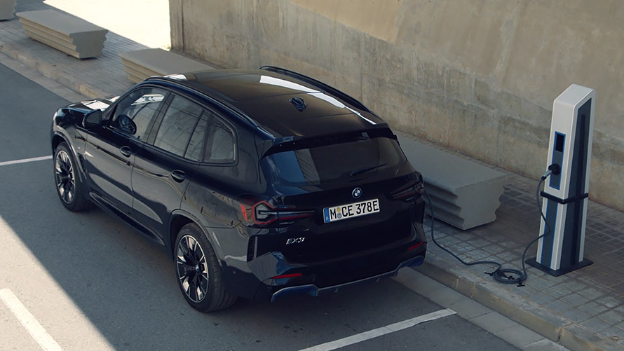 BMW elektromos autók, BMW iX3, nagyfeszültségű akkumulátor, videó BMW elektromos autók, BMW iX3, nagyfeszültségű akkumulátor, videó