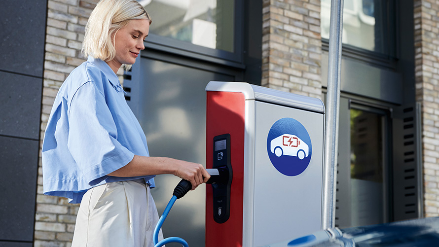 BMW Connected Charging BMW e-mobilitás, BMW Connected Charging