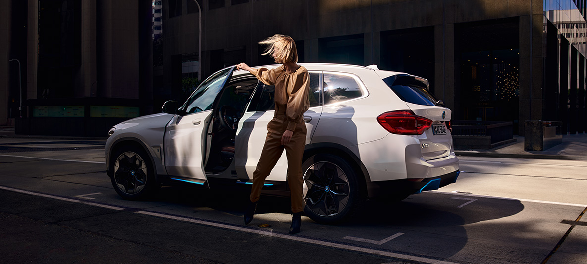 BMW elektromos autó, BMW iX3 BMW e-mobility, BMW elektromos autó, BMW iX3