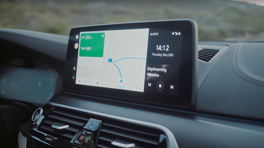 Az Android Auto okostelefon-integráció funkcióinak és előnyeinek ismertetése a bemutató videóval Az Android Auto okostelefon-integráció funkcióinak és előnyeinek ismertetése a bemutató videóval