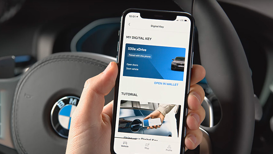 A BMW Digitális kulcs funkcióinak és előnyeinek ismertetése a bemutató videóban A BMW Digitális kulcs funkcióinak és előnyeinek ismertetése a bemutató videóban