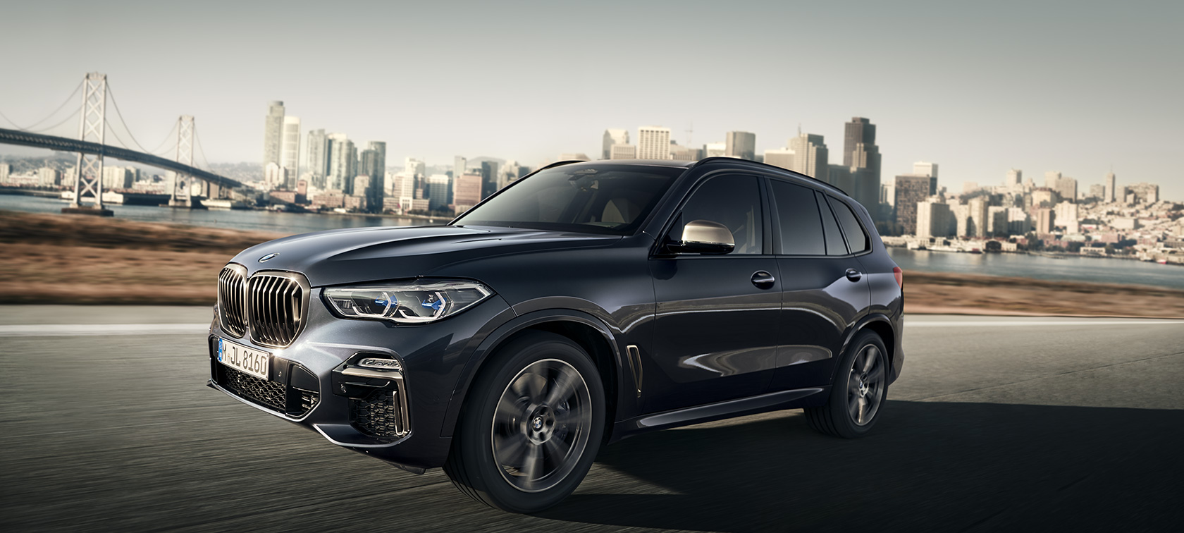 BMW Biztonsági Járművek, Előnyök az Ön számára BMW Biztonsági Járművek, Előnyök az Ön számára, egy BMW Biztonsági jármű az utcán