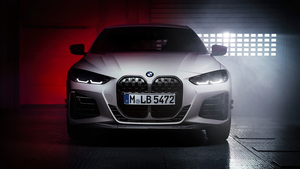 BMW 4 Coupé, G22, elölnézet BMW M Performance Parts, BMW 4 Coupé, G22, elölnézet