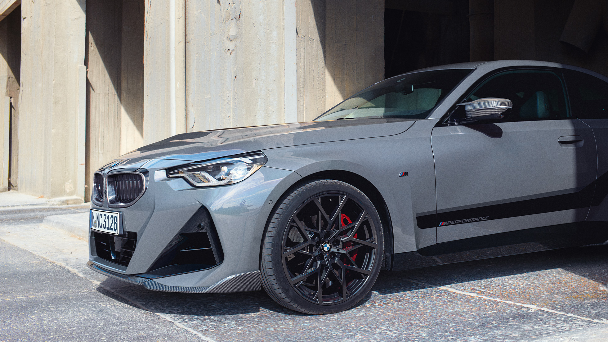 BMW 2 Coupé, G42, rézsútos közeli oldalnézet BMW M Performance Parts, BMW 2 Coupé, G42, rézsútos közeli oldalnézet