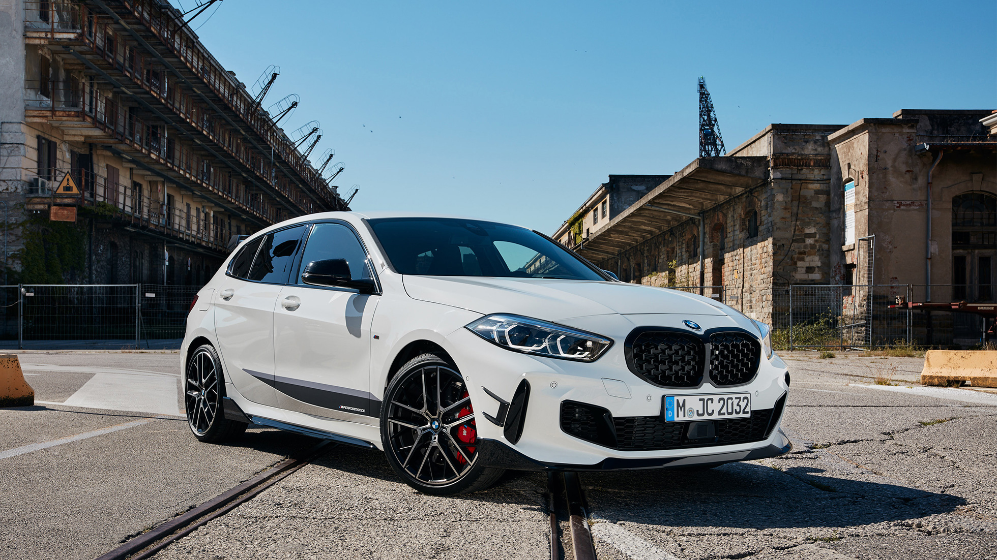BMW M135i xDrive, BMW M Performance dizájn 02 BMW 1, BMW M135i xDrive, BMW M Performance dizájn 02