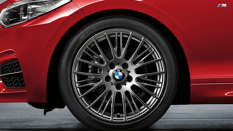 18-calowe Radial Spoke 388 18” BMW könnyűfém keréktárcsa, radiálküllős 388