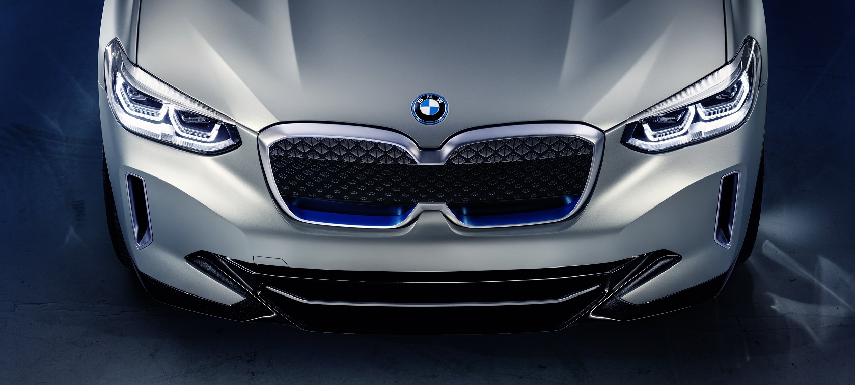 BMW iX3 BMW iX3