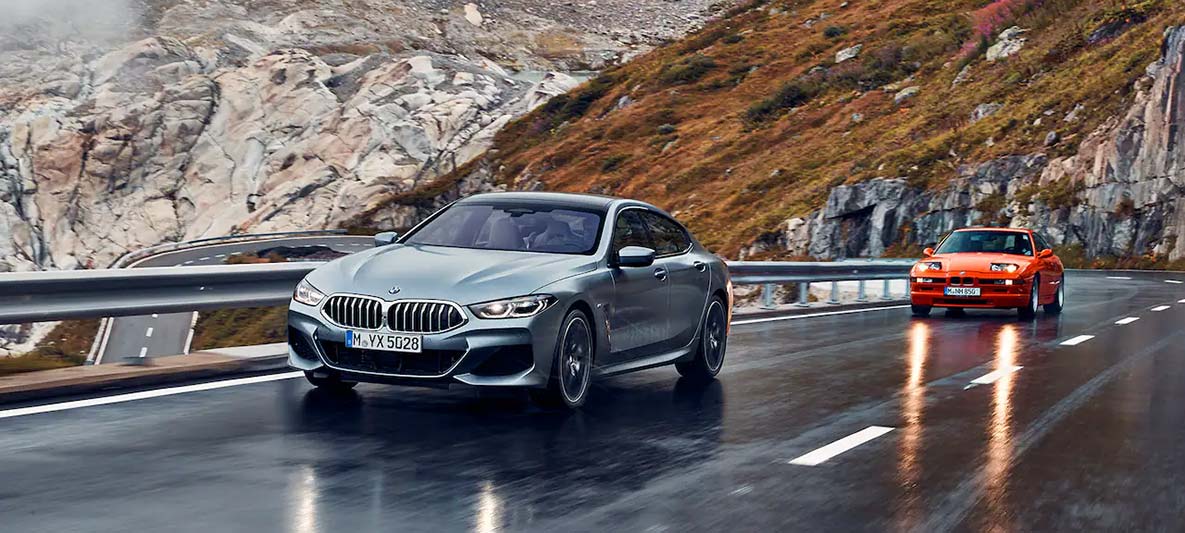 Bárhogy is nézzük, lenyűgöző. A BMW 8-as sorozatot vezetni a hegyi utak hajtűkanyarjain egy svájci túra során a lassításról, majd a gyorsításról szól – pont úgy, ahogy mindig is.