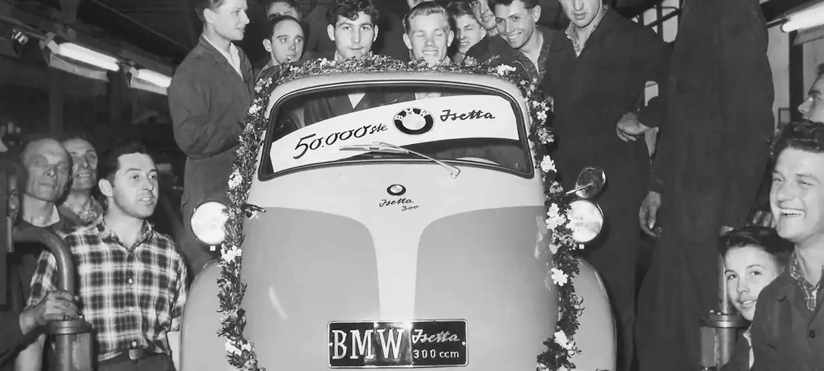 Isetta minden idők legkelendőbb egyhengeres autója. Isetta minden idők legkelendőbb egyhengeres autója.