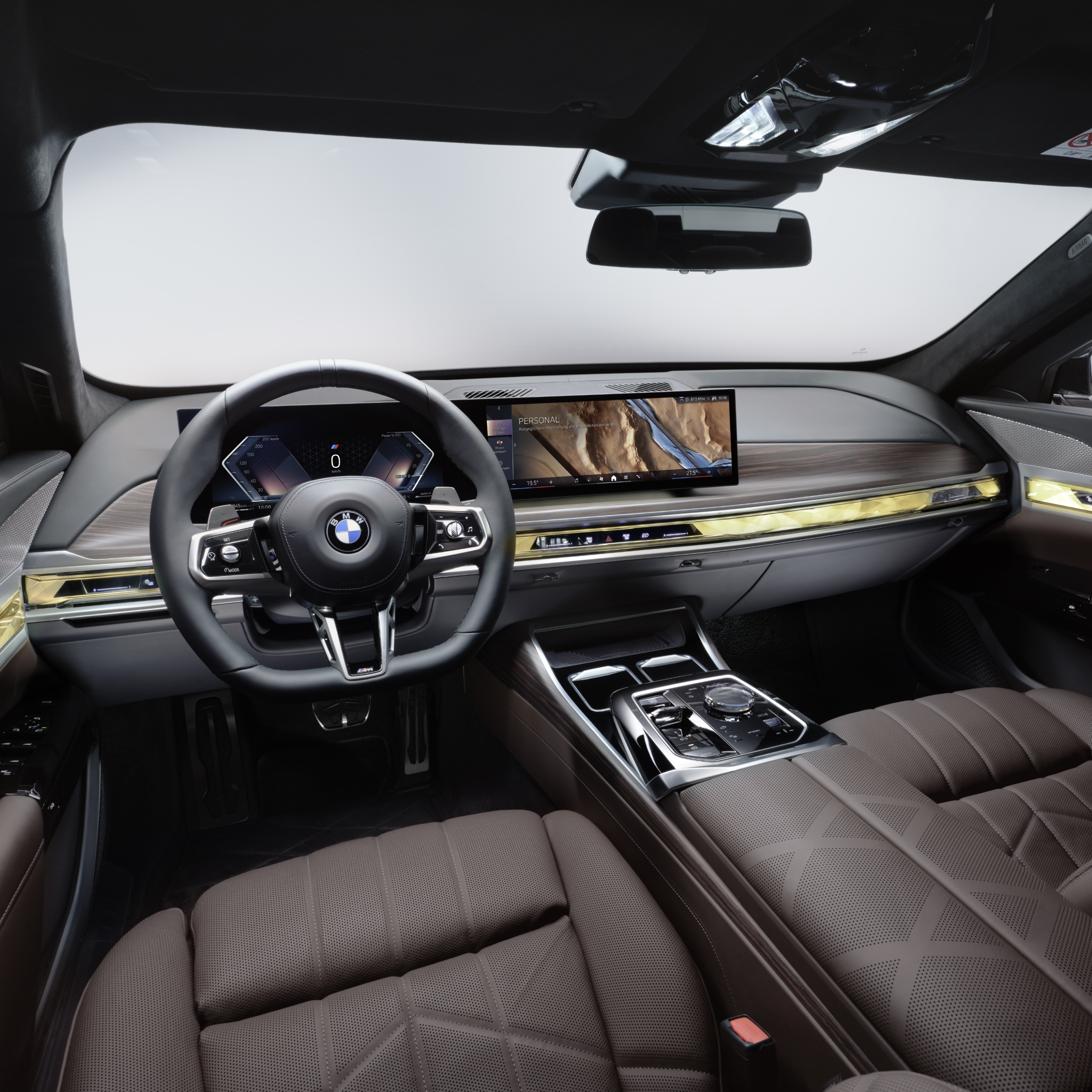 BMW vezetőfülke kormánnyal és kijelzővel