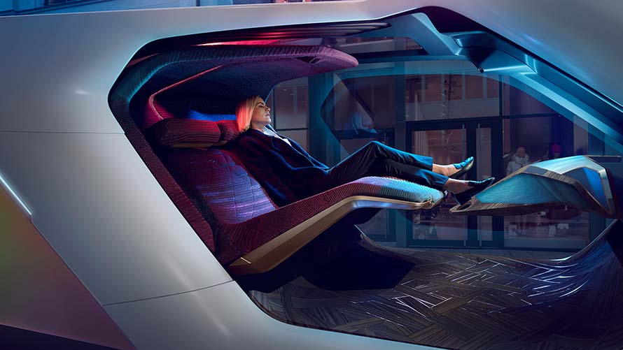 2020: BMW i Interaction EASE