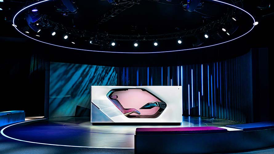 2020: BMW i Interaction EASE